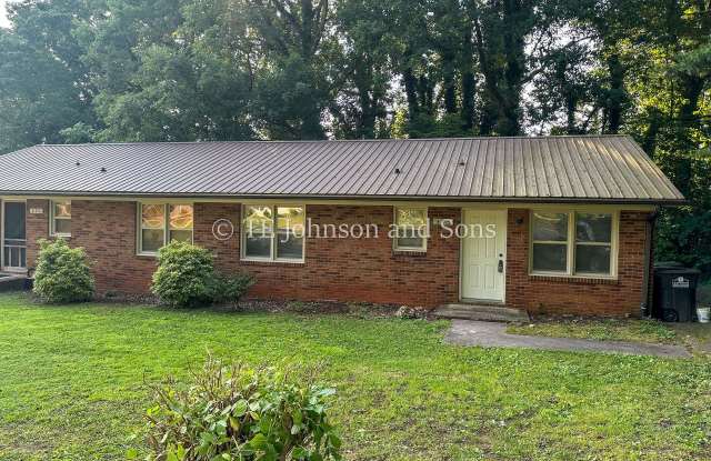 Raeford Ave - 315 Raeford Avenue, Lexington, NC 27292