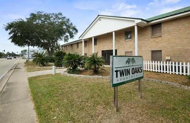756 GAUSE Boulevard