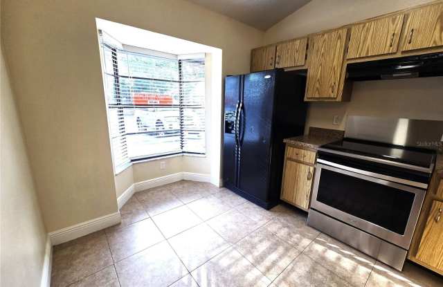 2913 DUCHESS OAK COURT