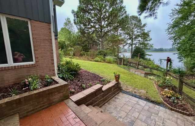 104 Rolling Hill Court unit: Apt 1