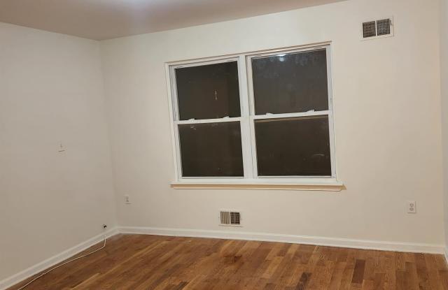 176 GARFIELD AVE