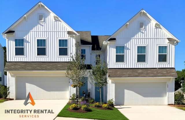 BEAUTIFUL Paired Home 3 br 2.5 ba with 2 car garage minutes from I-77 and I-40 - AUGUST MOVE IN