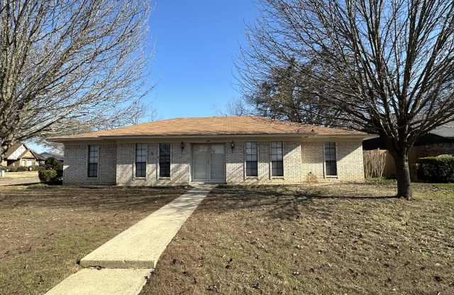 24 Heatherwood Drive