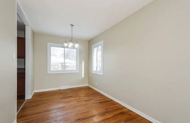 10412 West Hazelwood Avenue