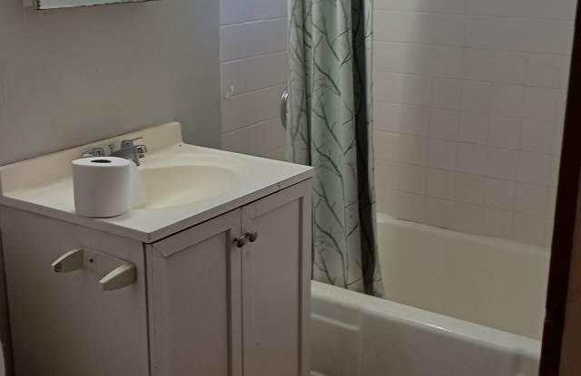 3683 West 136th Street