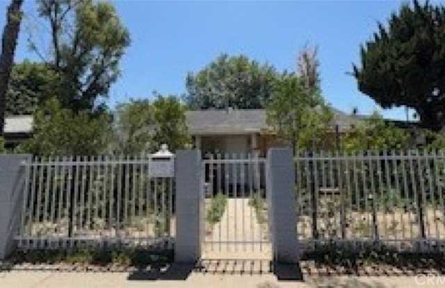 17530 Saticoy Street