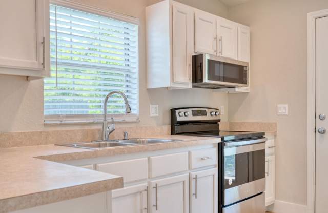 The Piquette Apartments