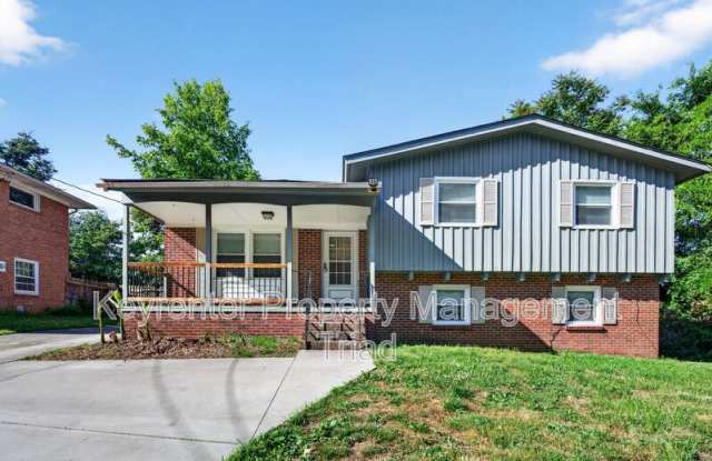 1821 W Meadowview Rd