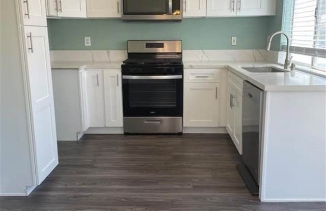 11422 Citrus Glen Lane