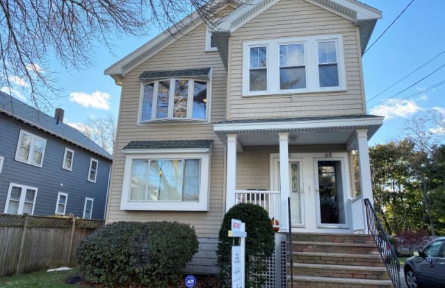 68 Brooks Ave 2 - 68 Brooks Avenue, Arlington, MA 02474