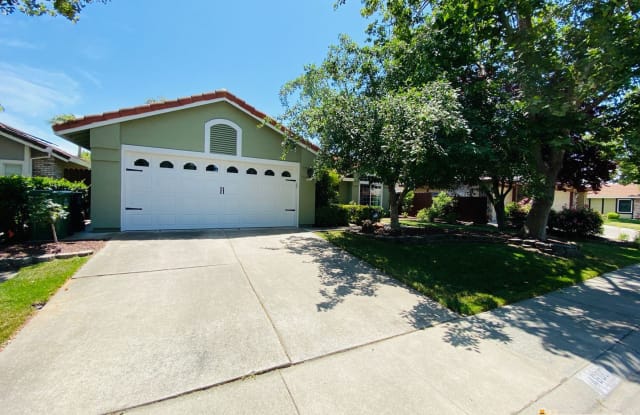 4600 Silvies Way - 4600 Silvies Way, Elk Grove, CA 95758