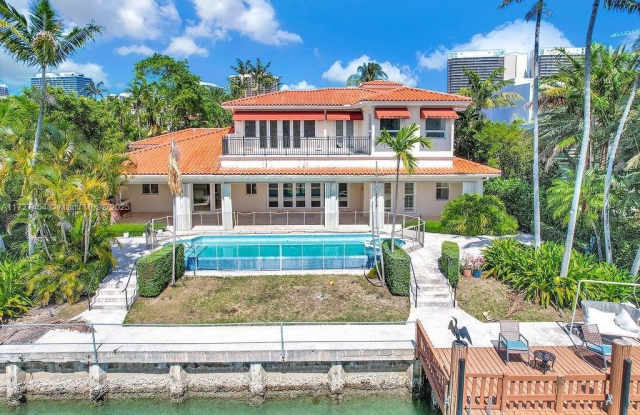 Photo of 74 Bal Bay Dr
