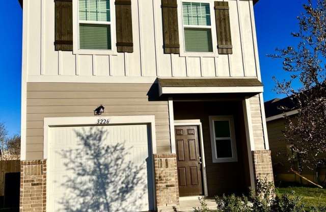 Photo of 3226 Golden Dandelion