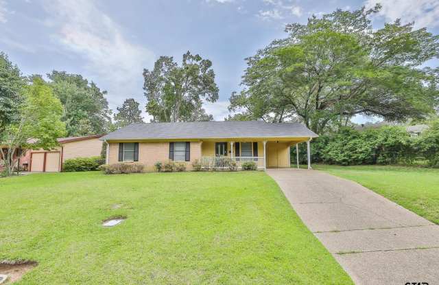 1707 Sampson Drive