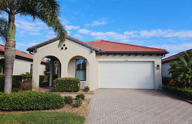 Photo of Seasonal Short-Term Single Family located at Sarasota National Golf Club (Social Membership) with resort like Amenities!