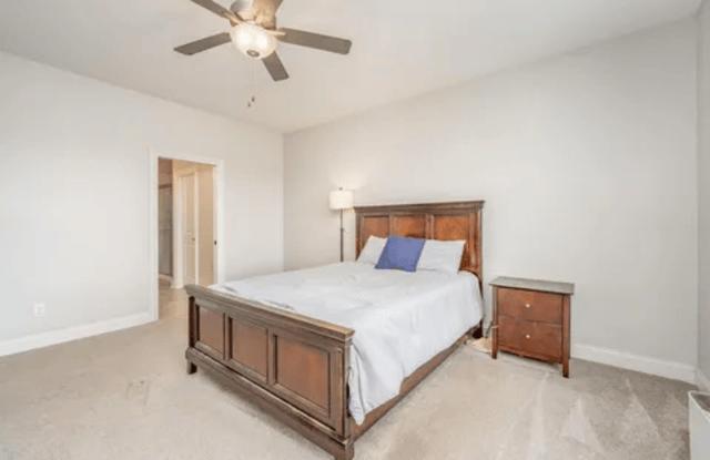 5864 East Central Park Avenue