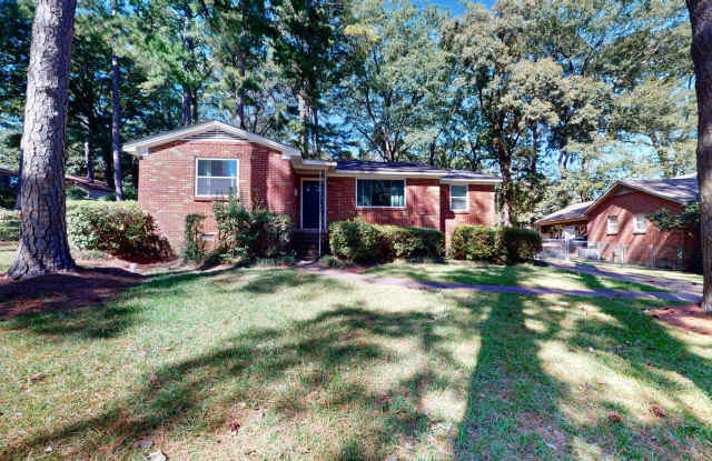 Cute 3 bedroom, 1 bath home tucked in a quiet cul-de-sac