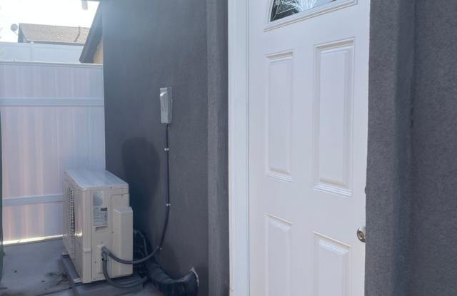 2 Bedroom 1 Bathroom ADU in Riverside
