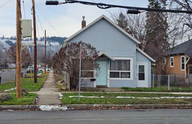 2000 Greenwood Street, La Grande, Oregon 97850