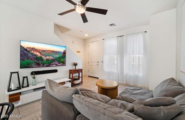 3030 N 38TH Street unit: 110