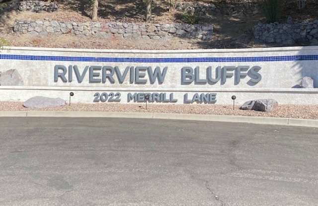 2 BR Furnished incl UTILITIES with great River View, pools, gated entry