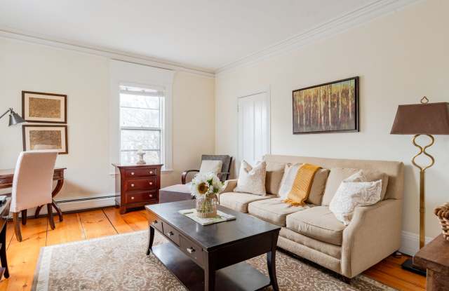 LOVELY 1BR/1BA WEST END - FULLY FURNISHED  Includes ALL Utilities, Parking + Laundry