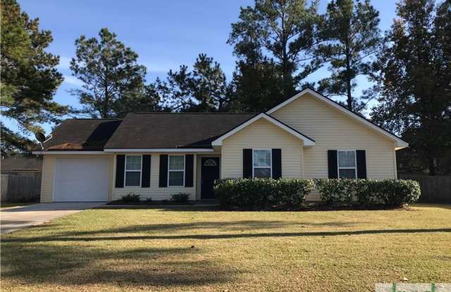 Well maintained 3 bedrooms, 2 full baths!!