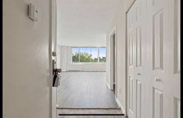 11801 Rockville Pike