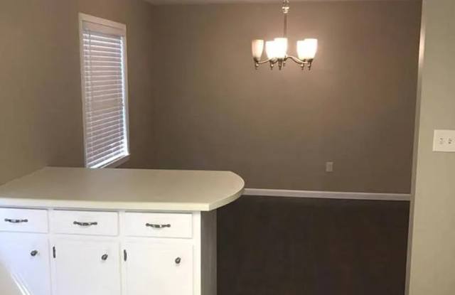 1617 West Washington Avenue