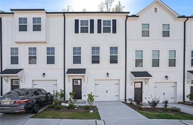 Photo of 3170 Washburn Street