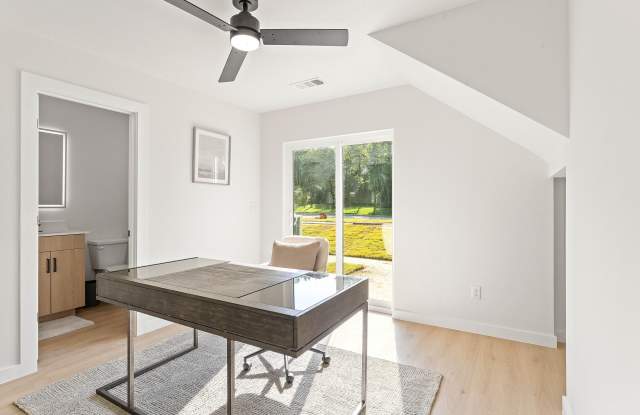 1479 West Hendon Street