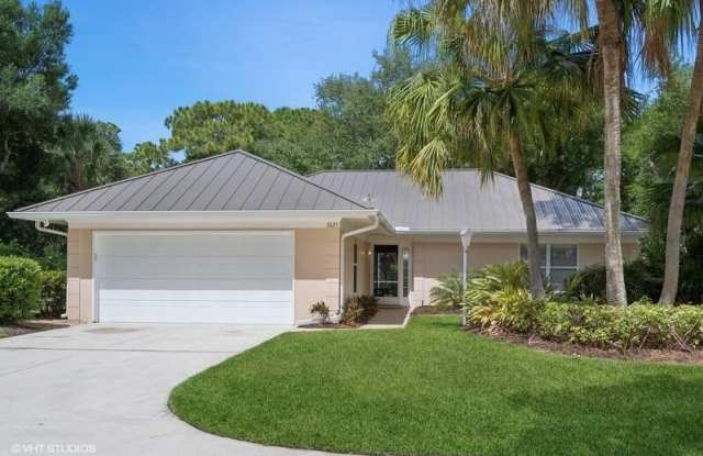 Photo of 7625 Winged Foot Court