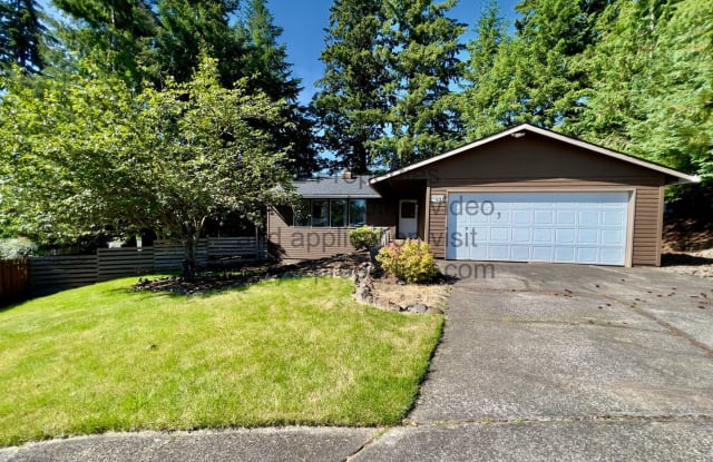 891 NE Bunyard Place - 891 Northeast Bunyard Place, Estacada, OR 97023