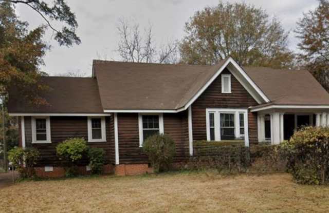 Photo of 4 Bedroom House Located in Five Points