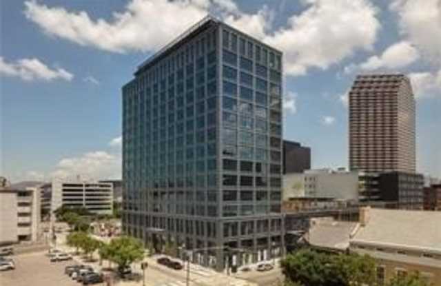 1001 JULIA Street