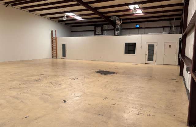 405 NW Lovejoy Road unit: Ab