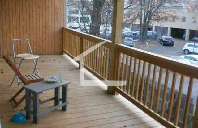 3 Bedroom Close to BU West