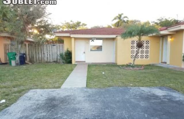 17302 Sw 94 Ave - 17302 SW 94th Ave, Palmetto Bay, FL 33157