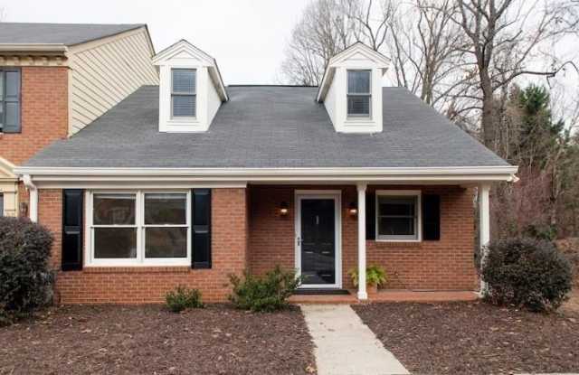 470 Forestgate Court