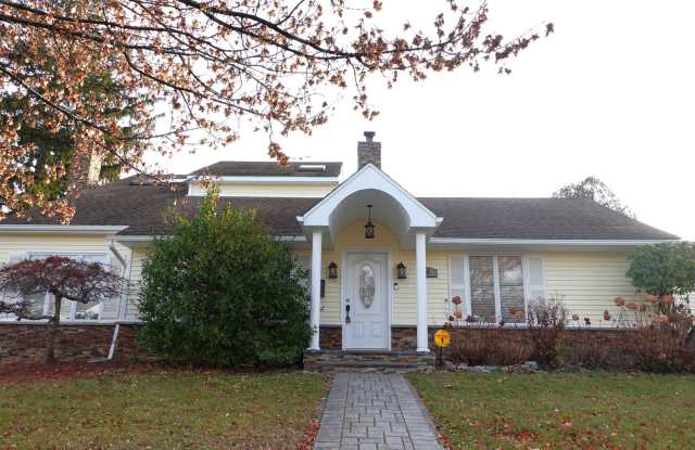 North Syosset Expanded Cape