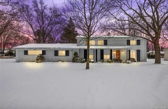 Photo of 30012 BRIARTON Street