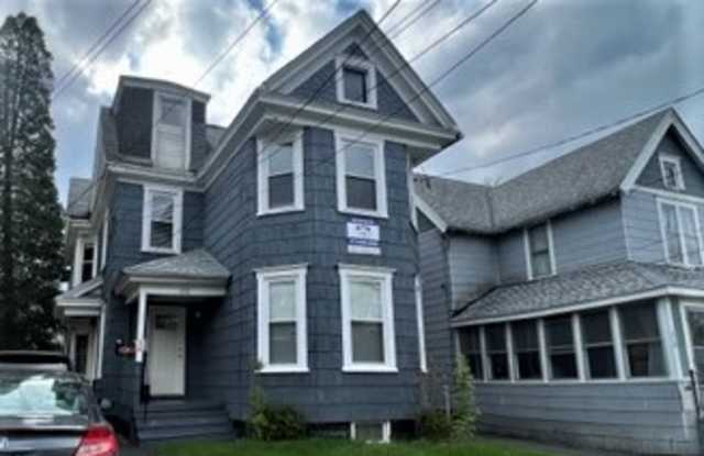 Photo of 220 Bassett Street