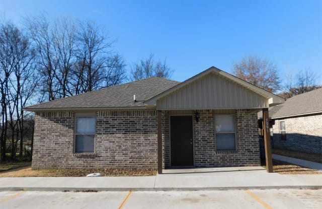 5007 Henderson B - 5007 Henderson St, Fort Smith, AR 72904