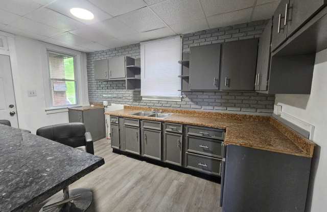 1 bedroom 1 bath apartment for rent