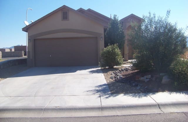 5026 Kenner - 5026 Kenner Way, Las Cruces, NM 88012