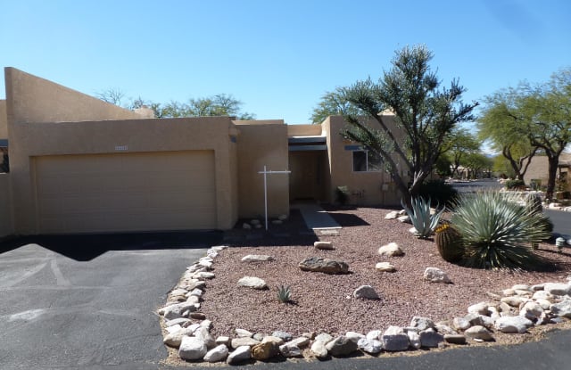 4620 E Camino Casa Redondo - 4620 East Camino Casa Redondo, Catalina Foothills, AZ 85718