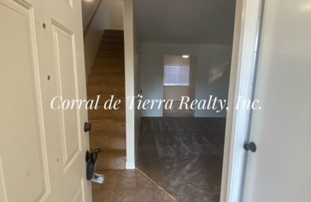 2 Bedroom/ 1.5 Bathroom Townhouse For Rent - 12928 Barkley Drive, Salinas, CA 93906