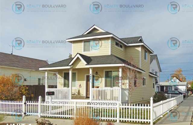 Gorgeous Victorian-style 2 Bedroom 2 Bathroom House! Centrally Located Walking Distance from Downtown Sparks! photos photos
