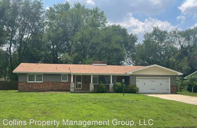 2452 E Langston St - 2452 East Langston Street, Springfield, MO 65804