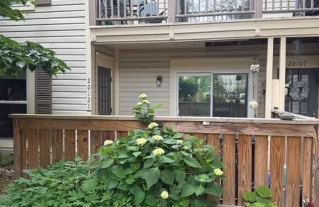 20121 WATERSIDE Drive